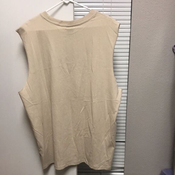 NWT Urban Outfitters Ultra Game Los Angeles LA Lakers Muscle Tee Mens S Tank NBA - Picture 5 of 5